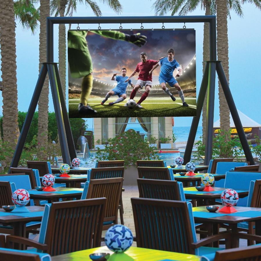 Jumeirah Messilah Beach Kuwait Kuveyt Dış mekan fotoğraf A projection screen
