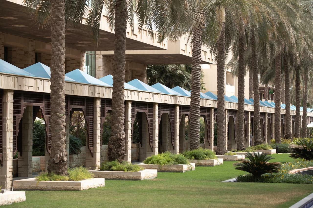 Jumeirah Messilah Beach Kuwait Kuveyt Dış mekan fotoğraf The American University of Beirut